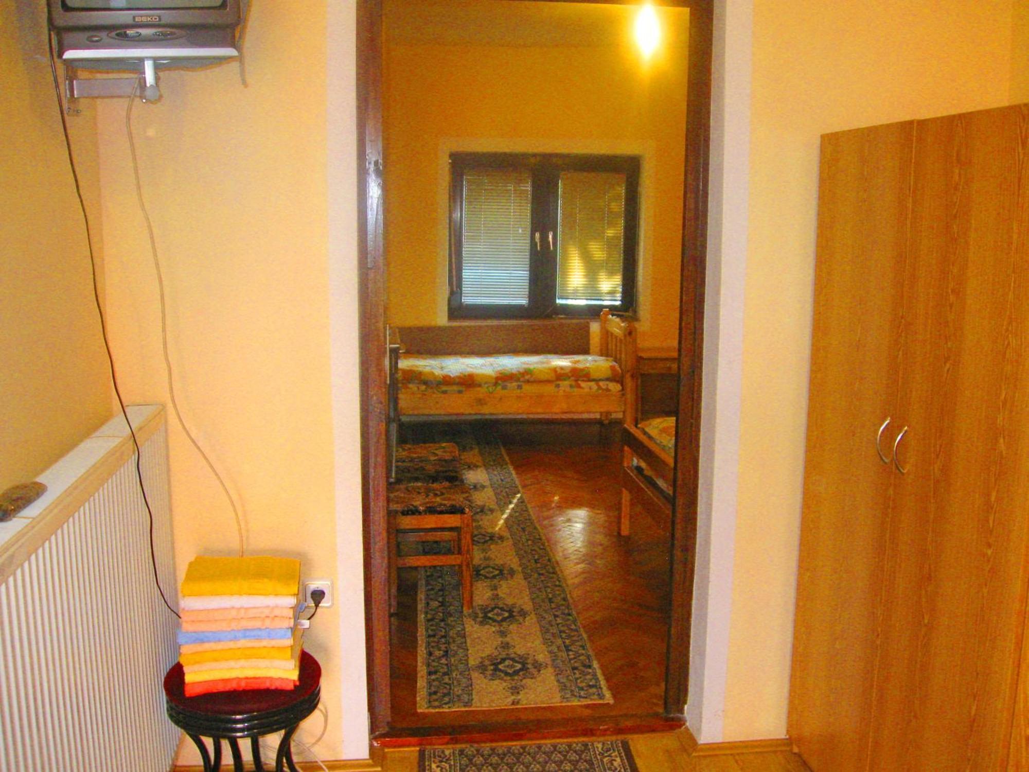 Amfora Rooms Caribrod Dimitrovgrad Ruang foto